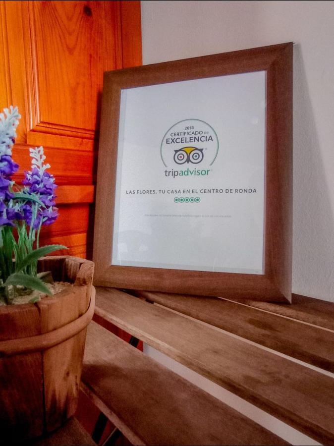 Flores, Disfruta En El Centro De Appartement Ronda